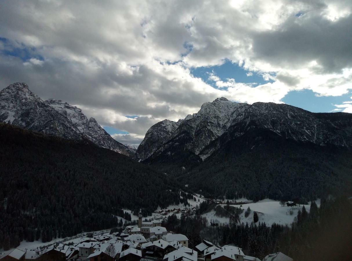 B&B Il Tulipano San Pietro di Cadore Ngoại thất bức ảnh